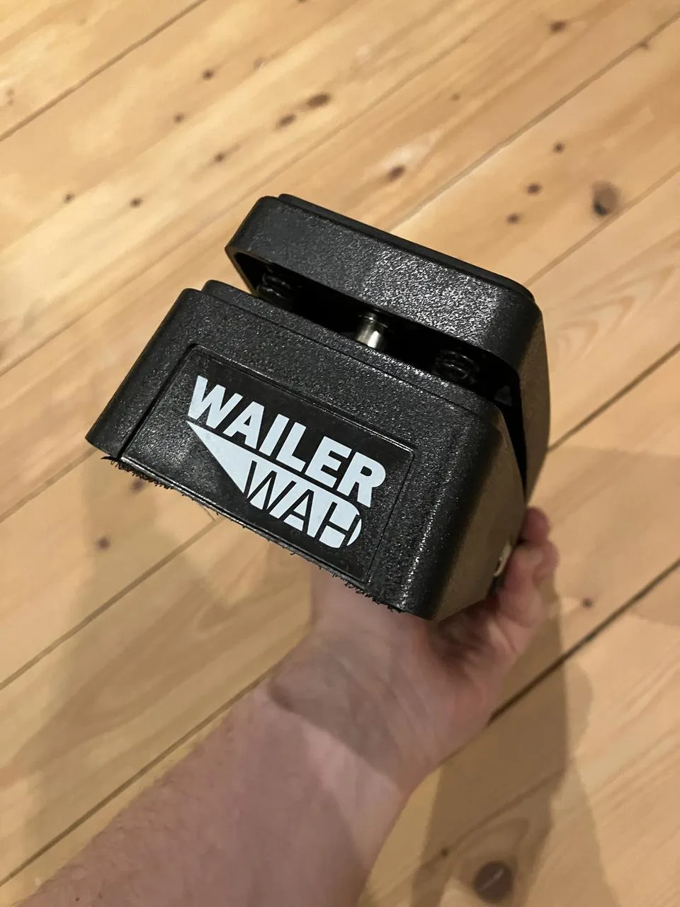 Prodám WahWah pedál Electro-Harmonix Wailer Wah