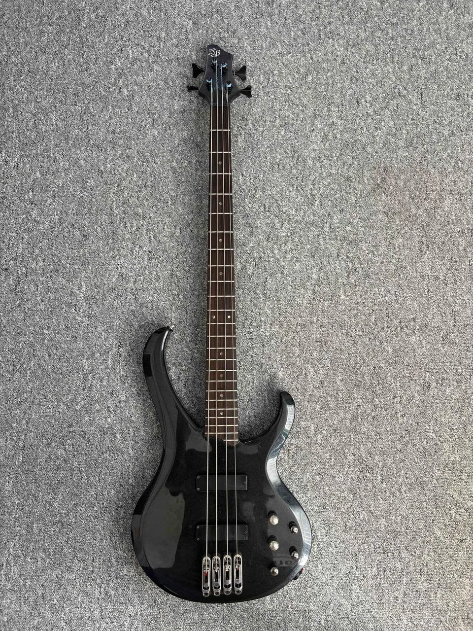 Ibanez BTB 470