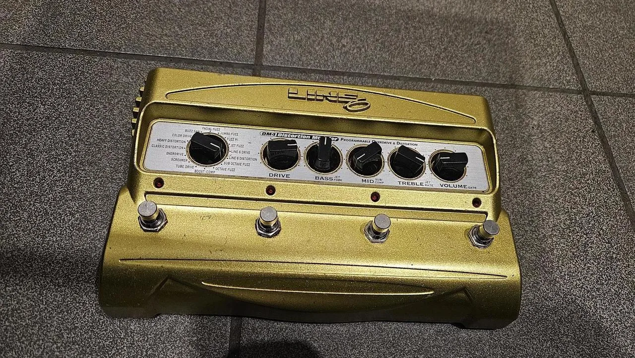 Prodám LINE6 DM4 DISTORTION MODELER