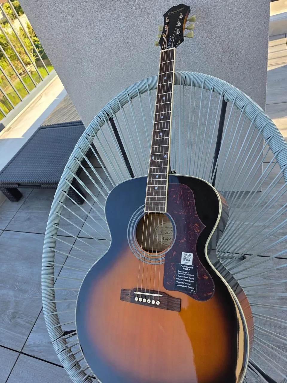 Epiphone EJ-200 Artist Vintage Sunburst Jumbo