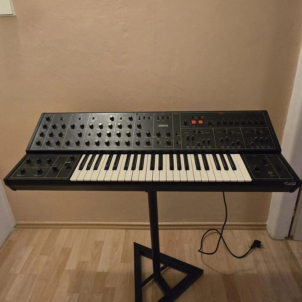 Yamaha CS-30 + sync mod