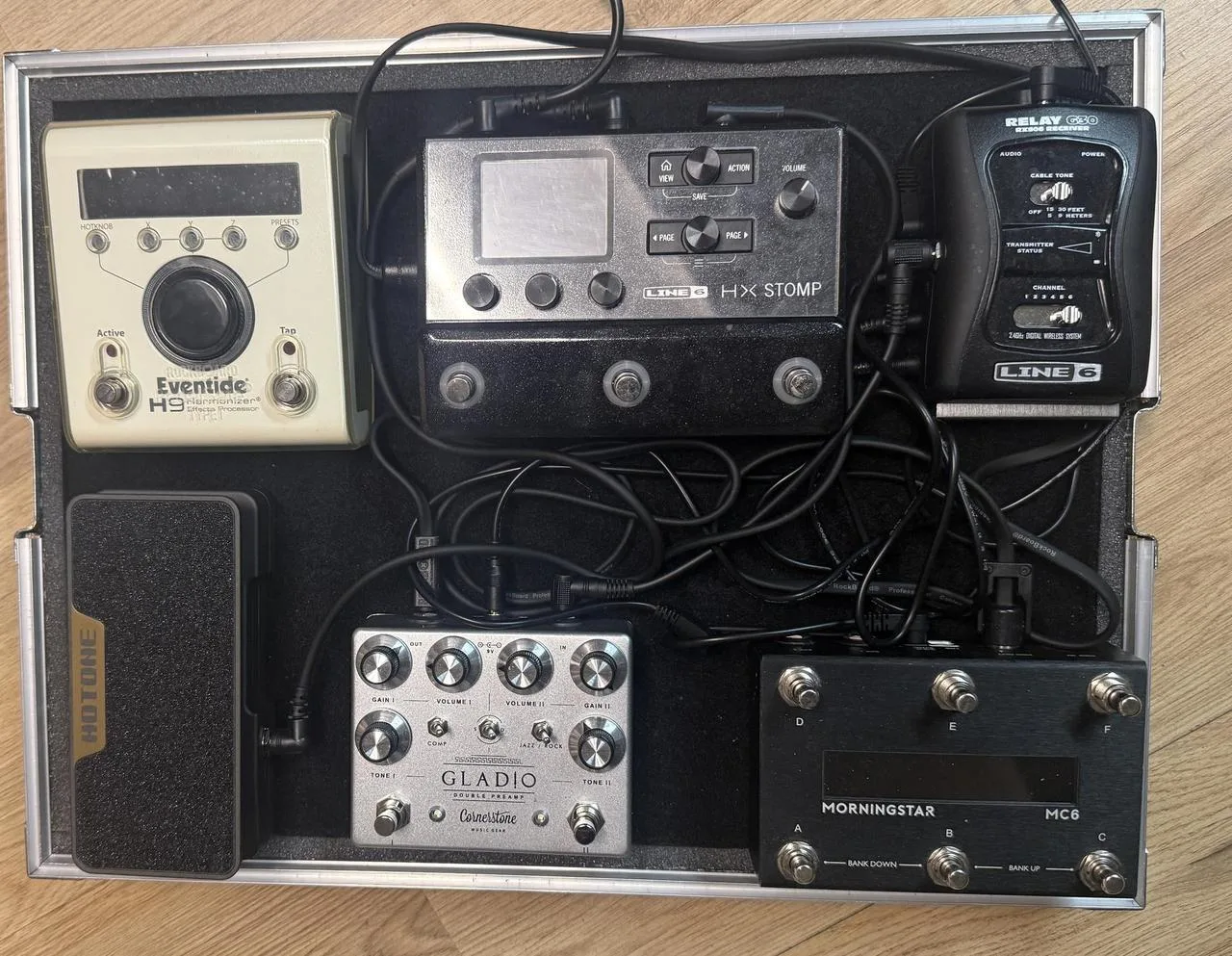 Rozpredam pedalboard