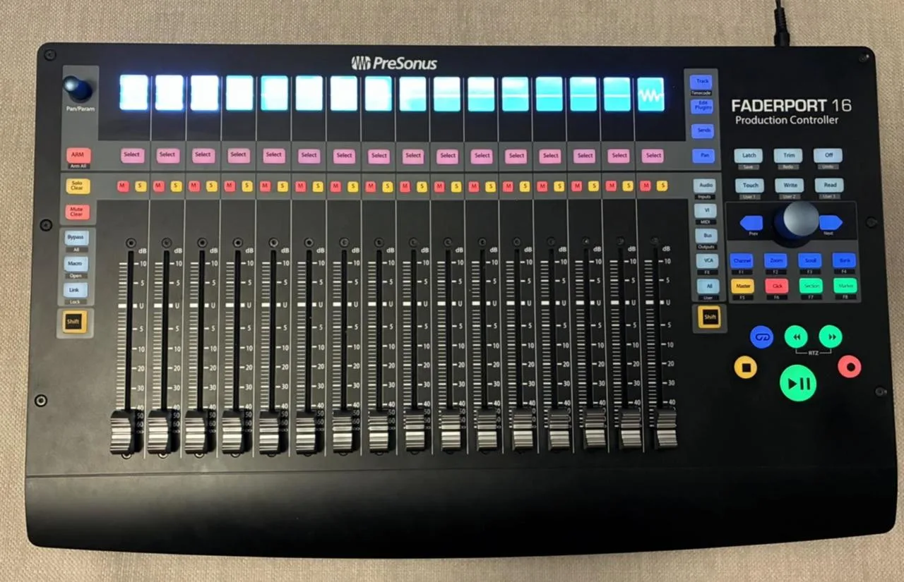 Presonus FADERPORT 16