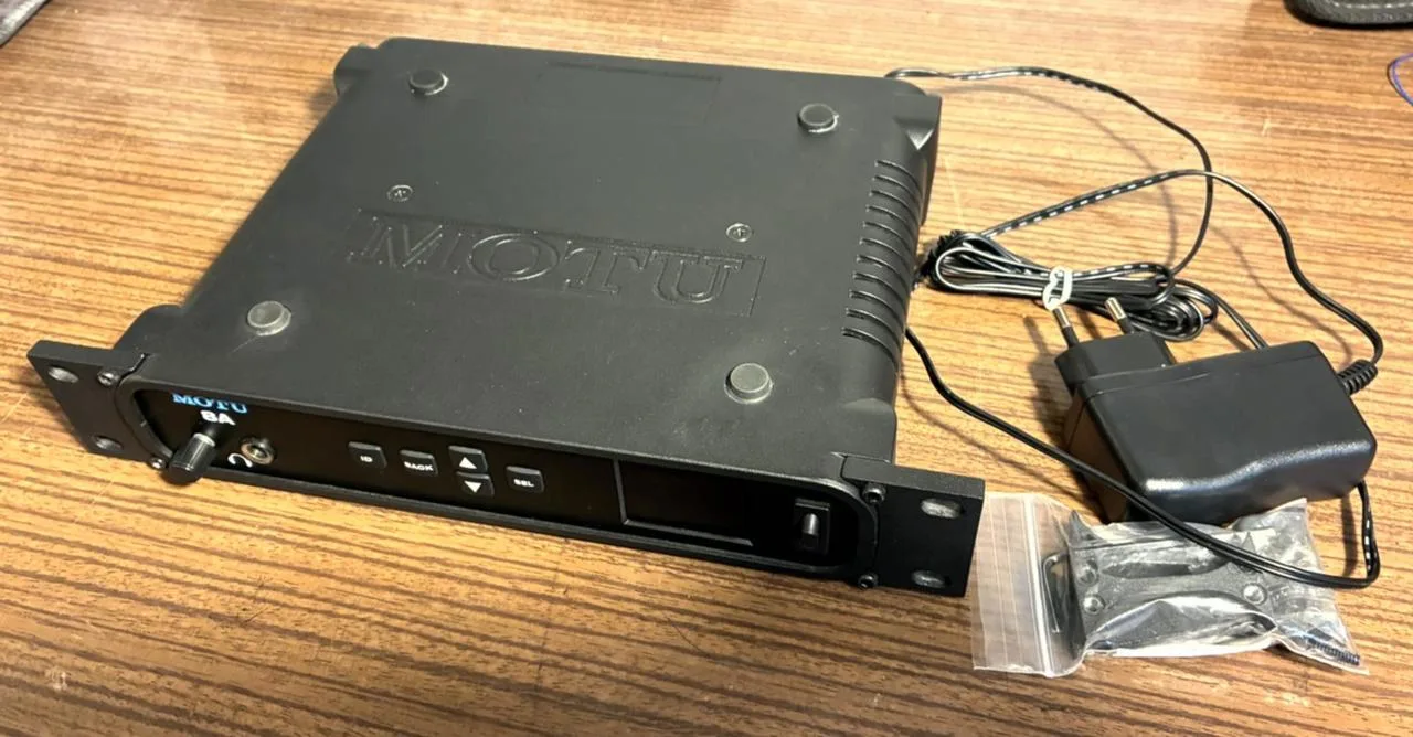 MOTU 8A