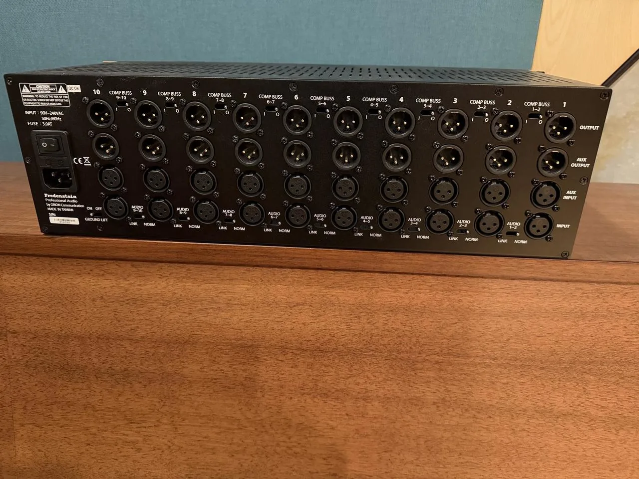Fredenstein Bento 10 – 10slotový 500 Series rack