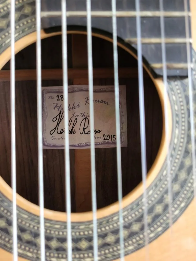 Alto Guitar