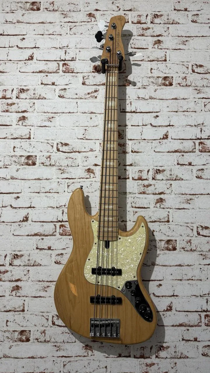 Původní Sire Marcus Miller V7 Swamp Ash-5 NT 2nd Gen