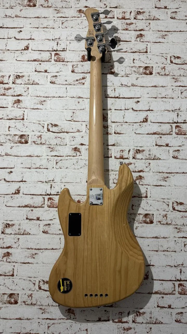 Původní Sire Marcus Miller V7 Swamp Ash-5 NT 2nd Gen