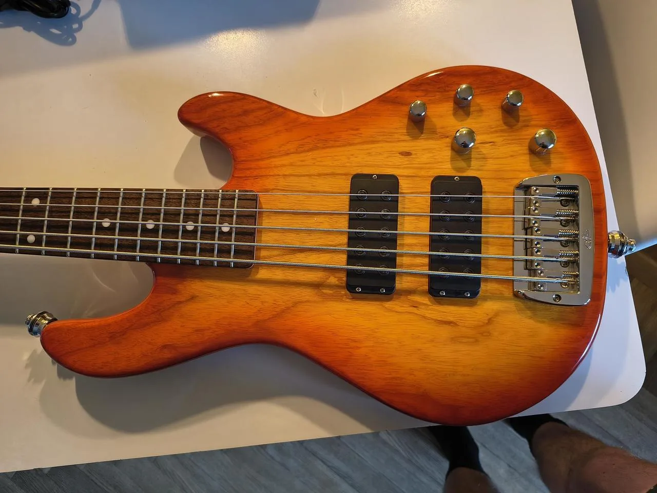 Prodám G&L Tribute M-2500