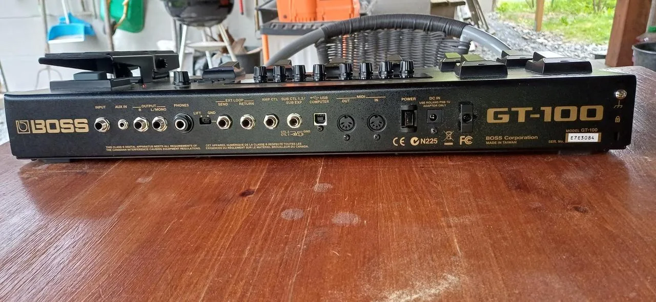 Boss GT-100
