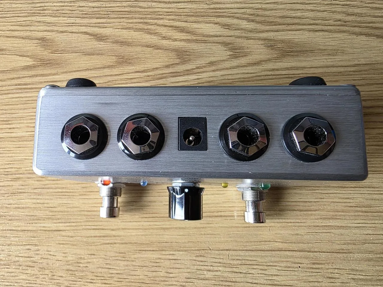 Nový MXR cloone looper pedal M303G1