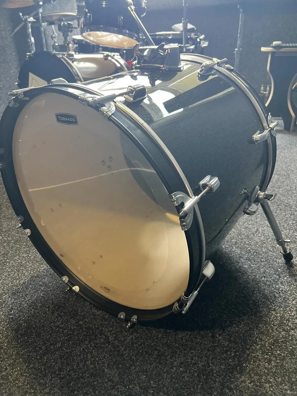 mapex tornado 20”