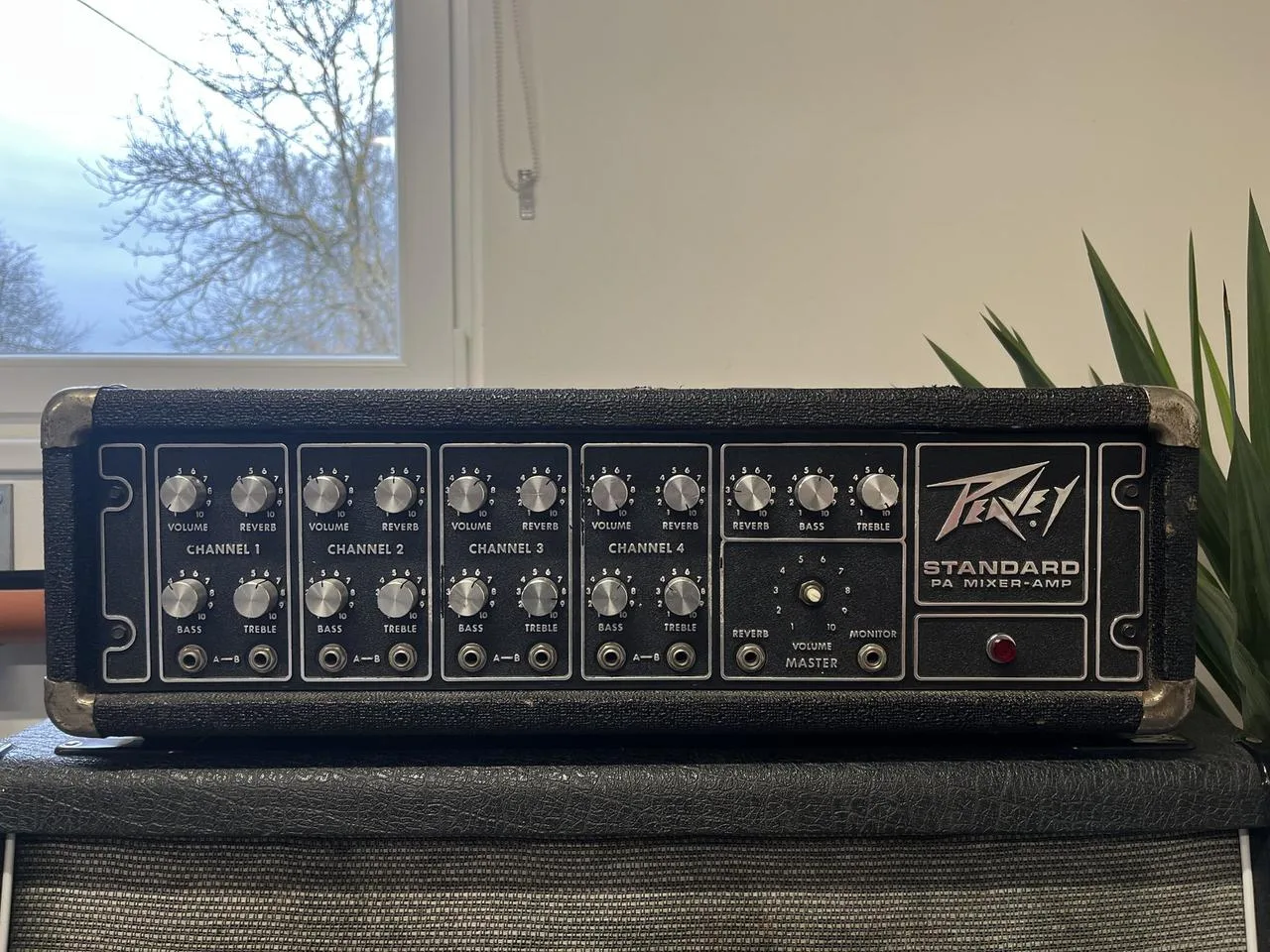 Peavey Standard PA mixer amp