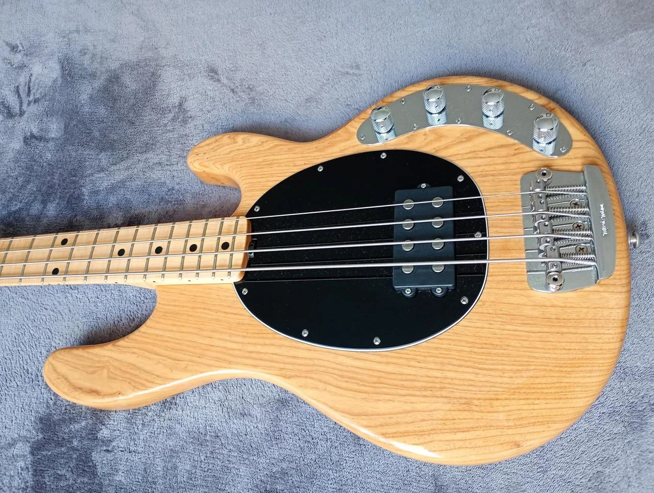 Music Man Sting Ray 4 3EQ H USA