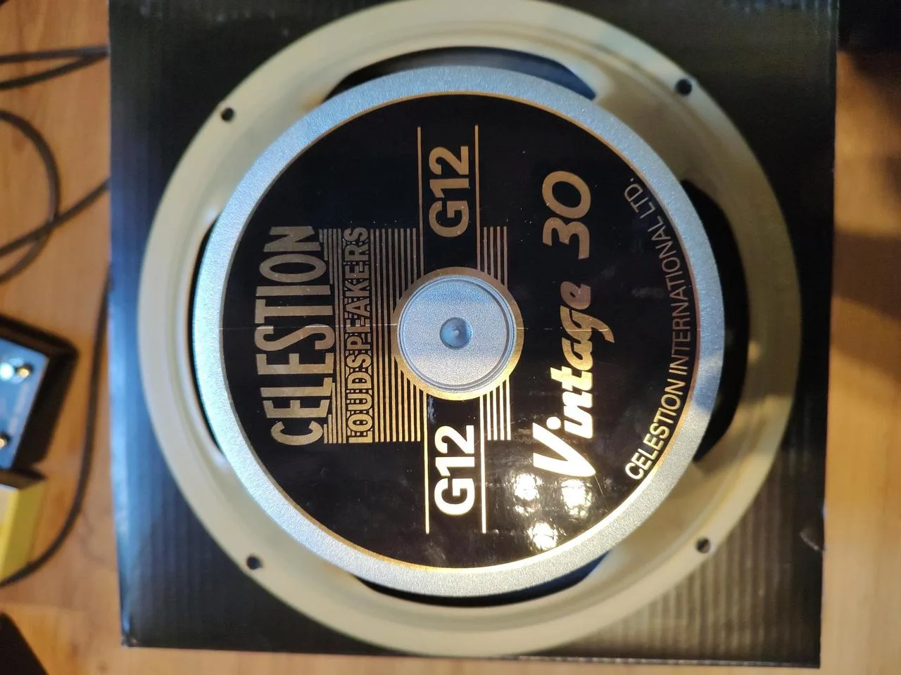 Celestion V30  16 Ohm