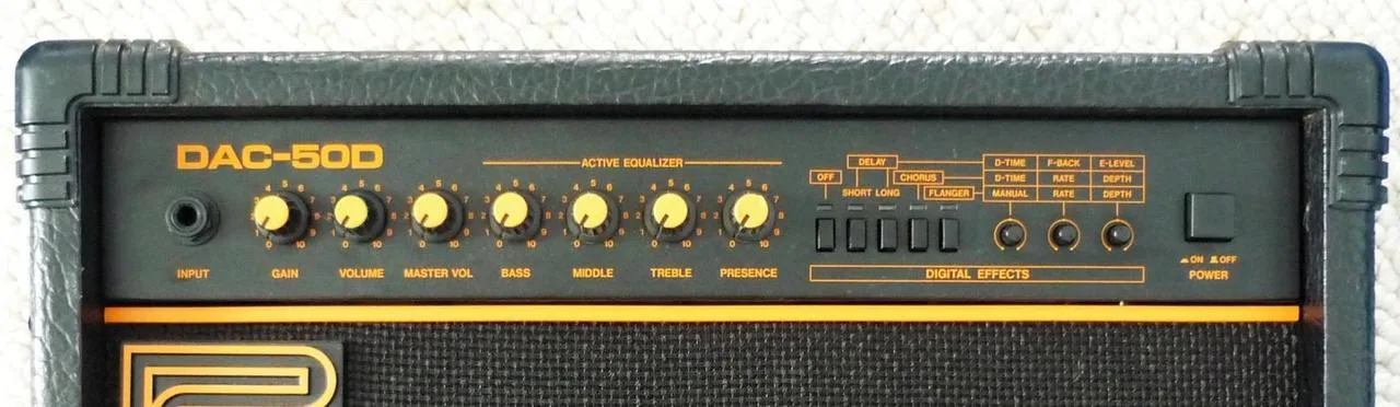 Kytarové combo Roland DAC-50D