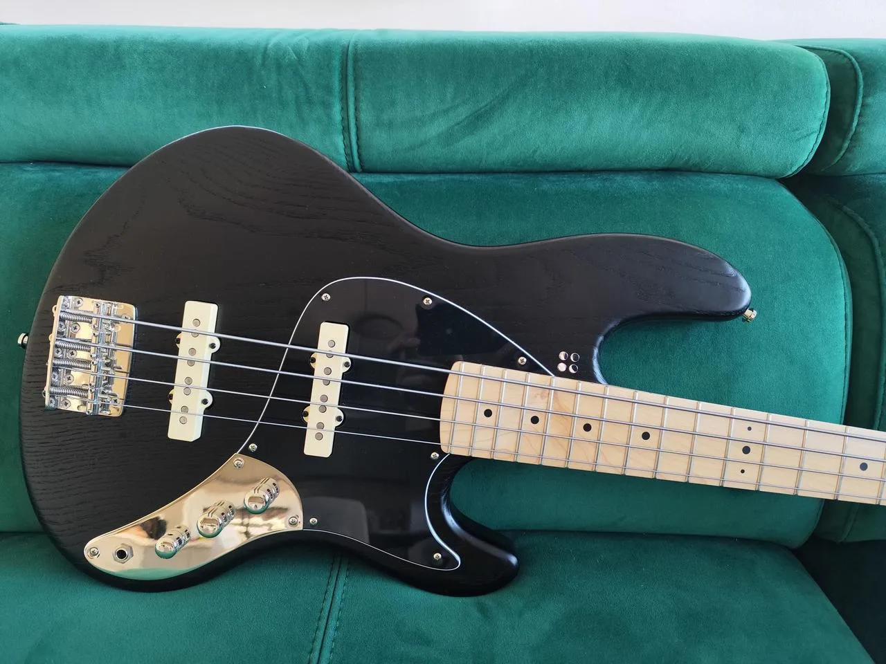 Sandberg California bass the world