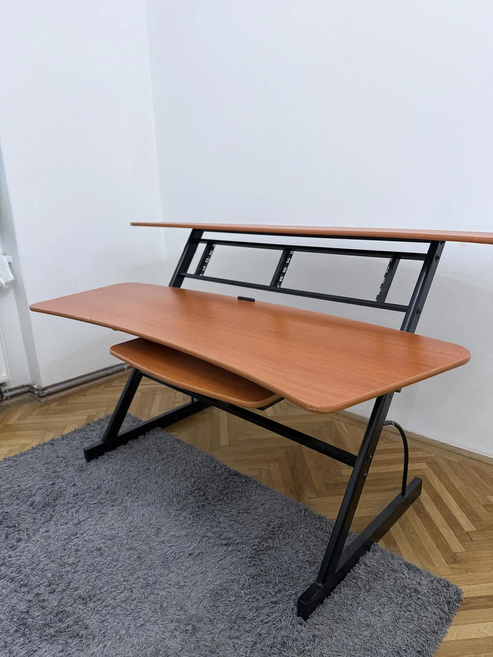 Velký studiový / pracovní stůl (196 cm)