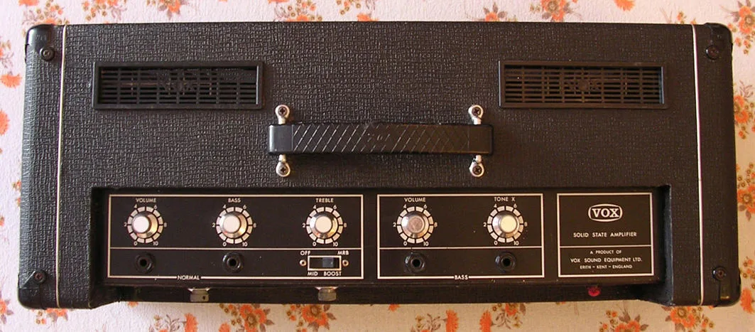 Zesilovač Vox D-Bass