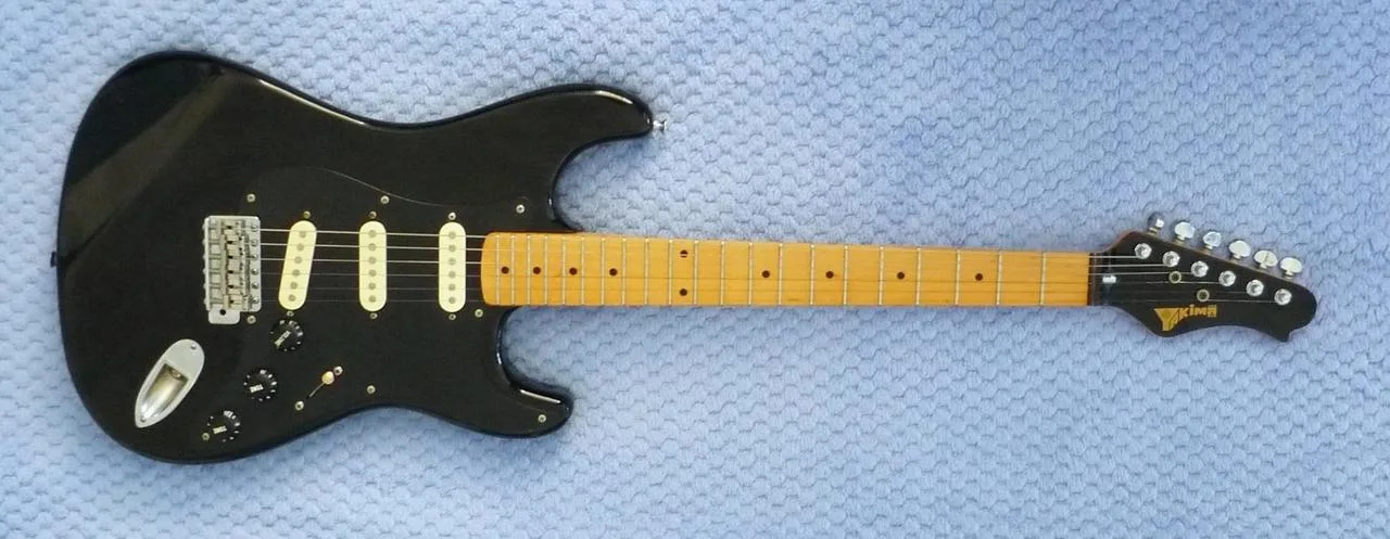 Elektrická kytara Yakima, Made in Japan