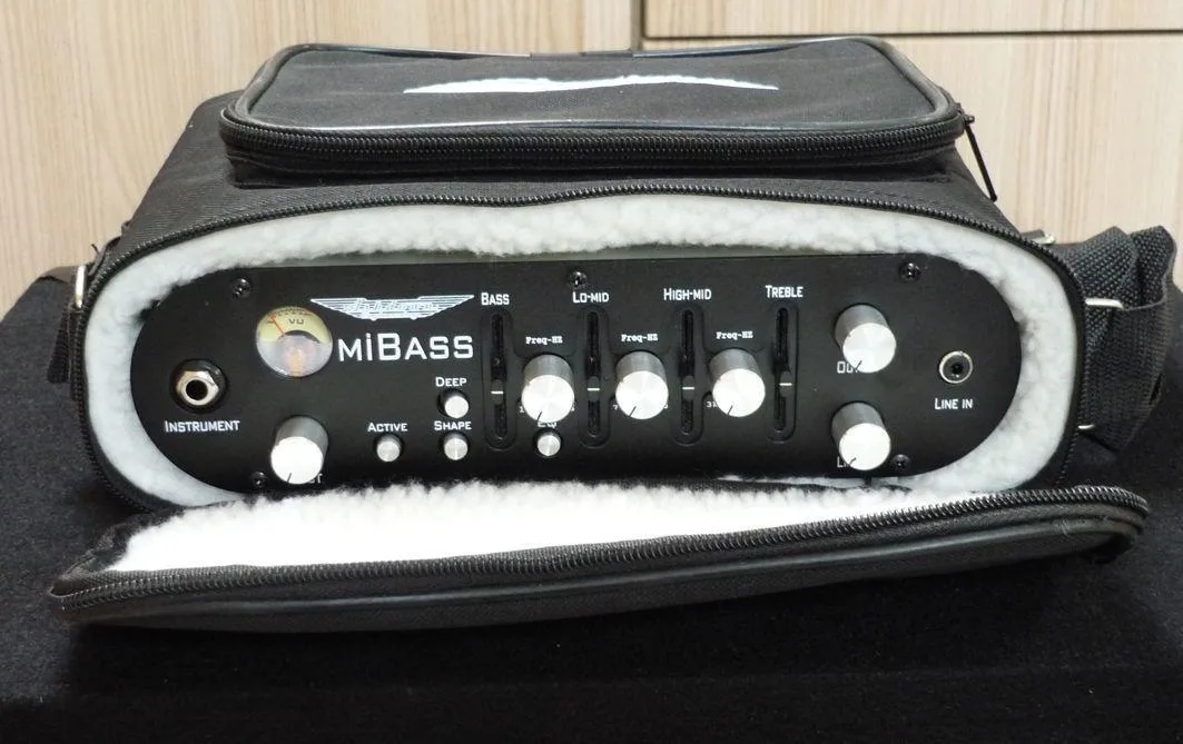 Basový zesilovač Ashdown MiBass