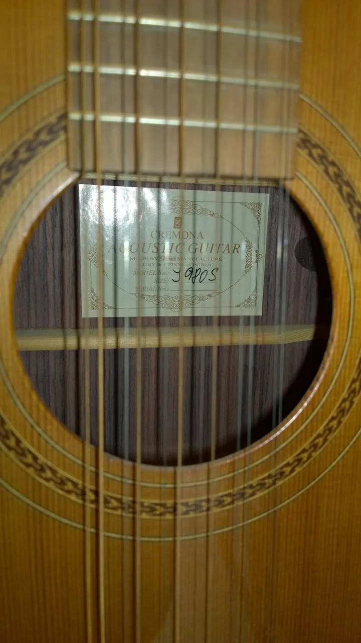 12-strunná kytara Cremona acoustic