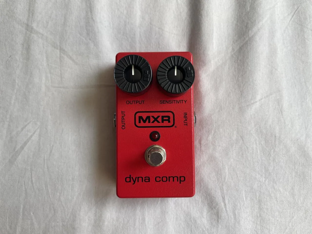Predám gitarový efekt/ pedál  Dunlop MXR Dyna Comp