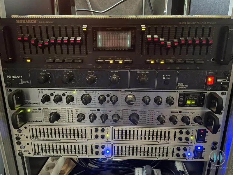 Prodám stereo Vitalizer SPLlaboratory,,efekty a ekvalizery