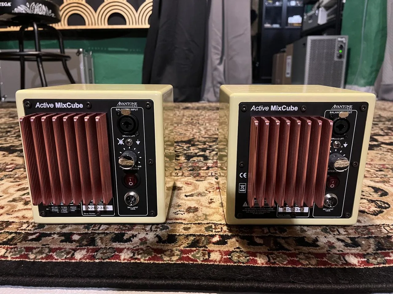 Avantone MixCubes Active, pár