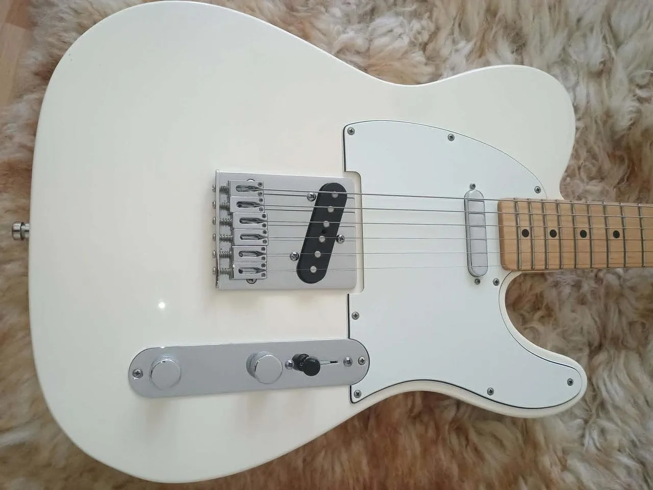 Fender Telecaster Standard Artic White 09/2016
