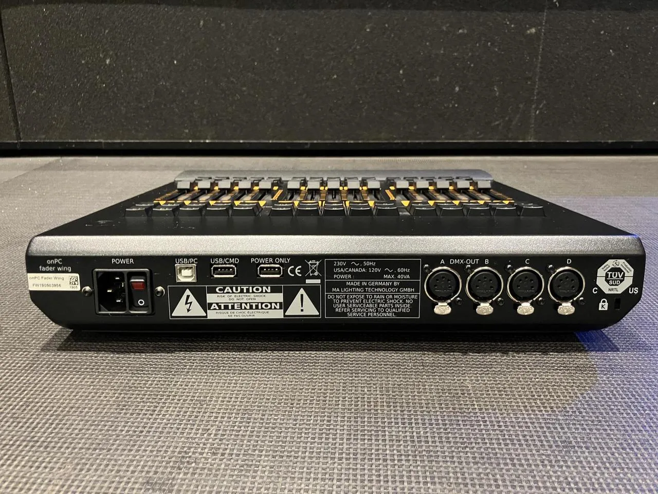 MA onPC fader wing