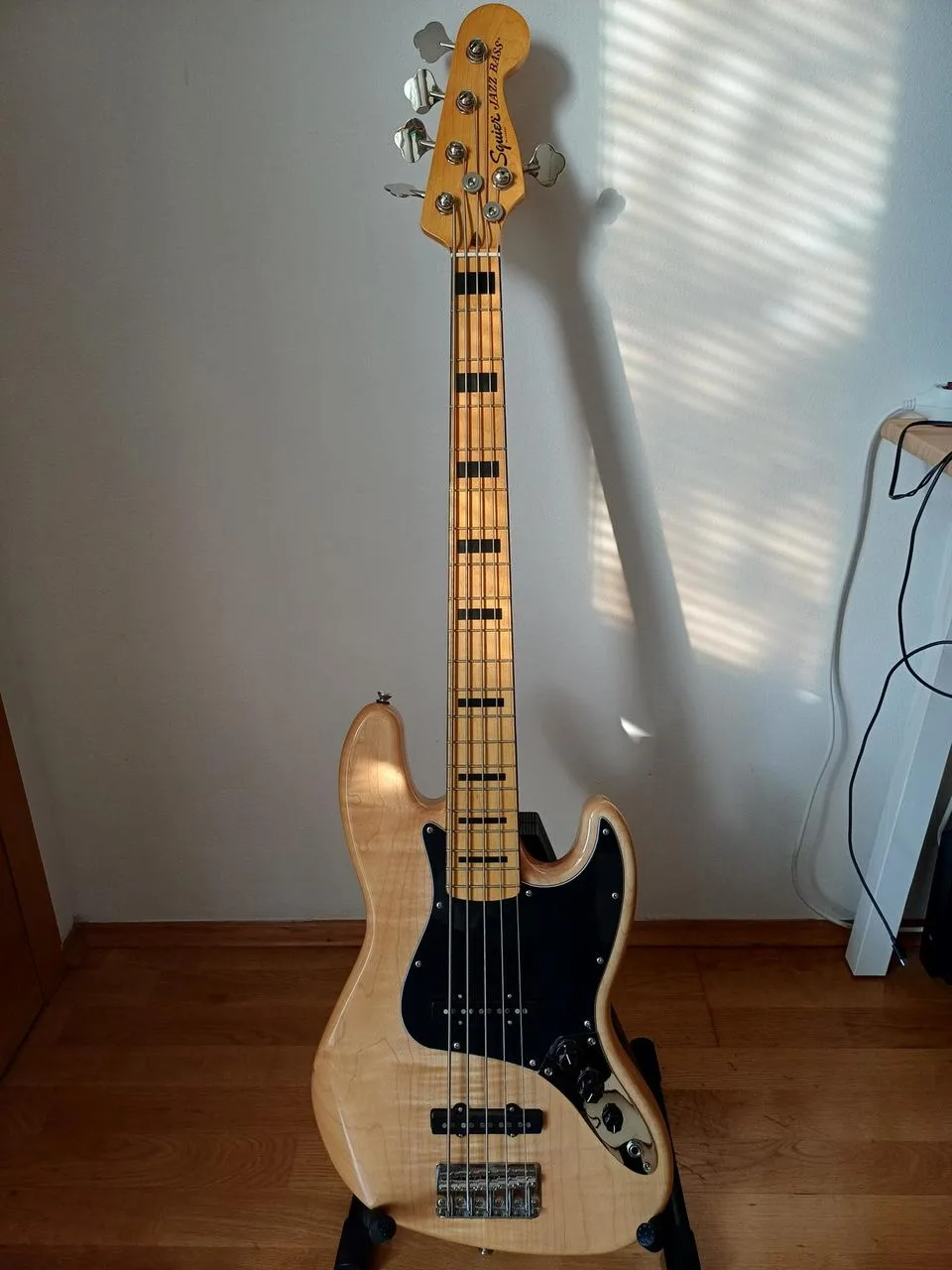 Fender Squier Classic Vibe 70s Jazz Bass V MFB NAT