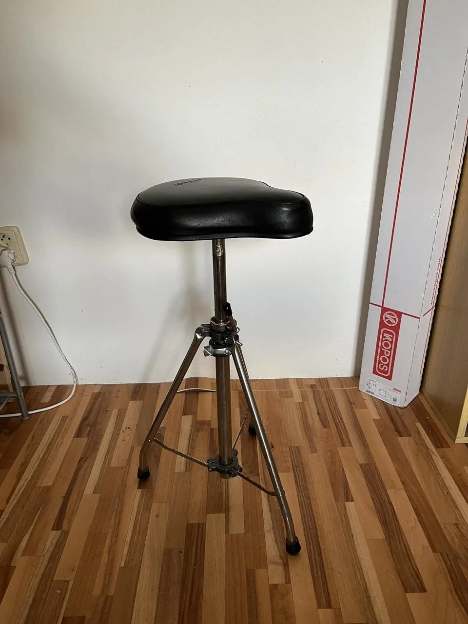Prodám bubenickou stoličku
