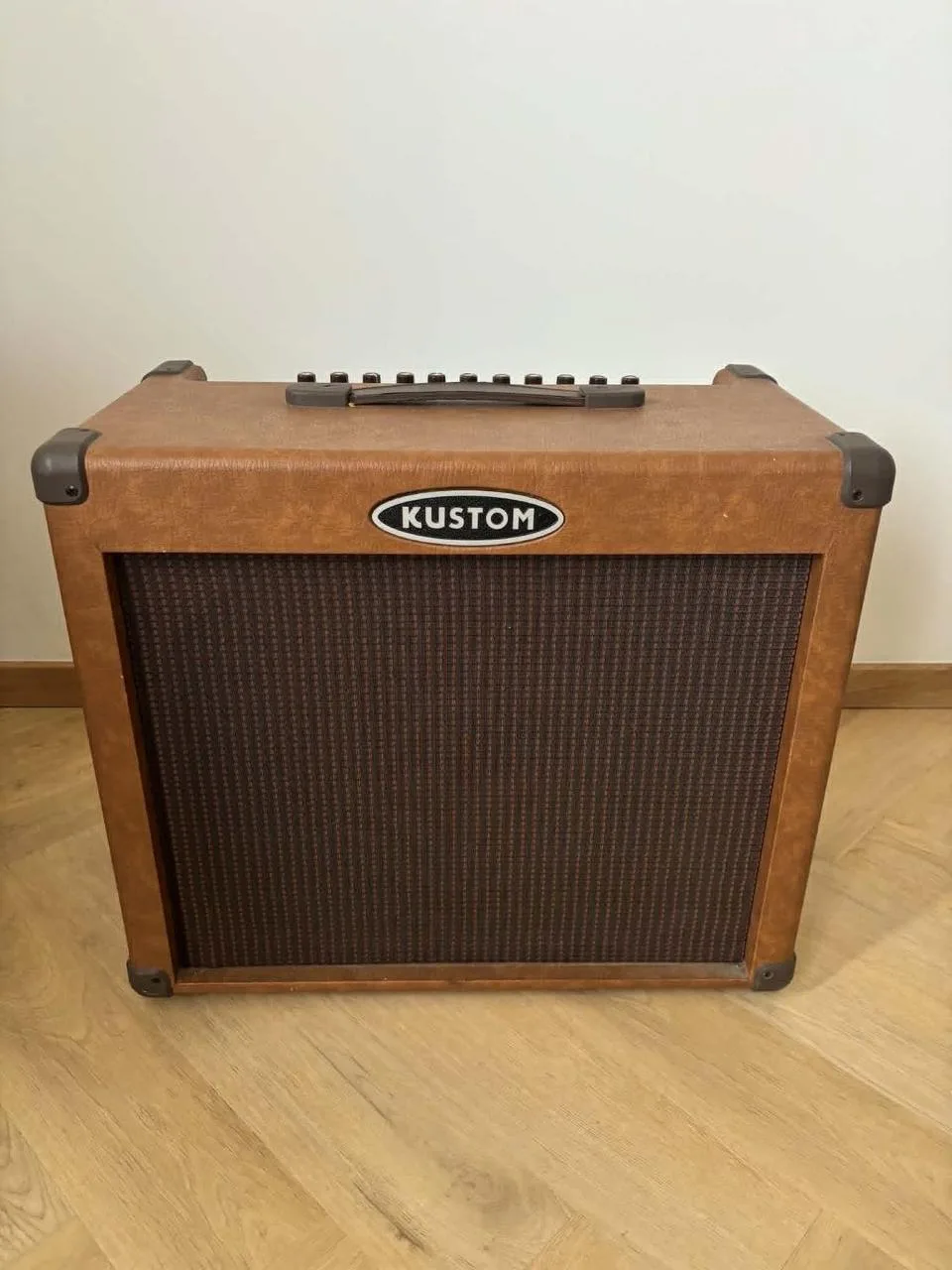 Akustické kombo Kustom Sienna 65