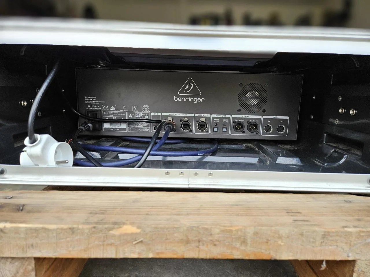 Stagebox S32