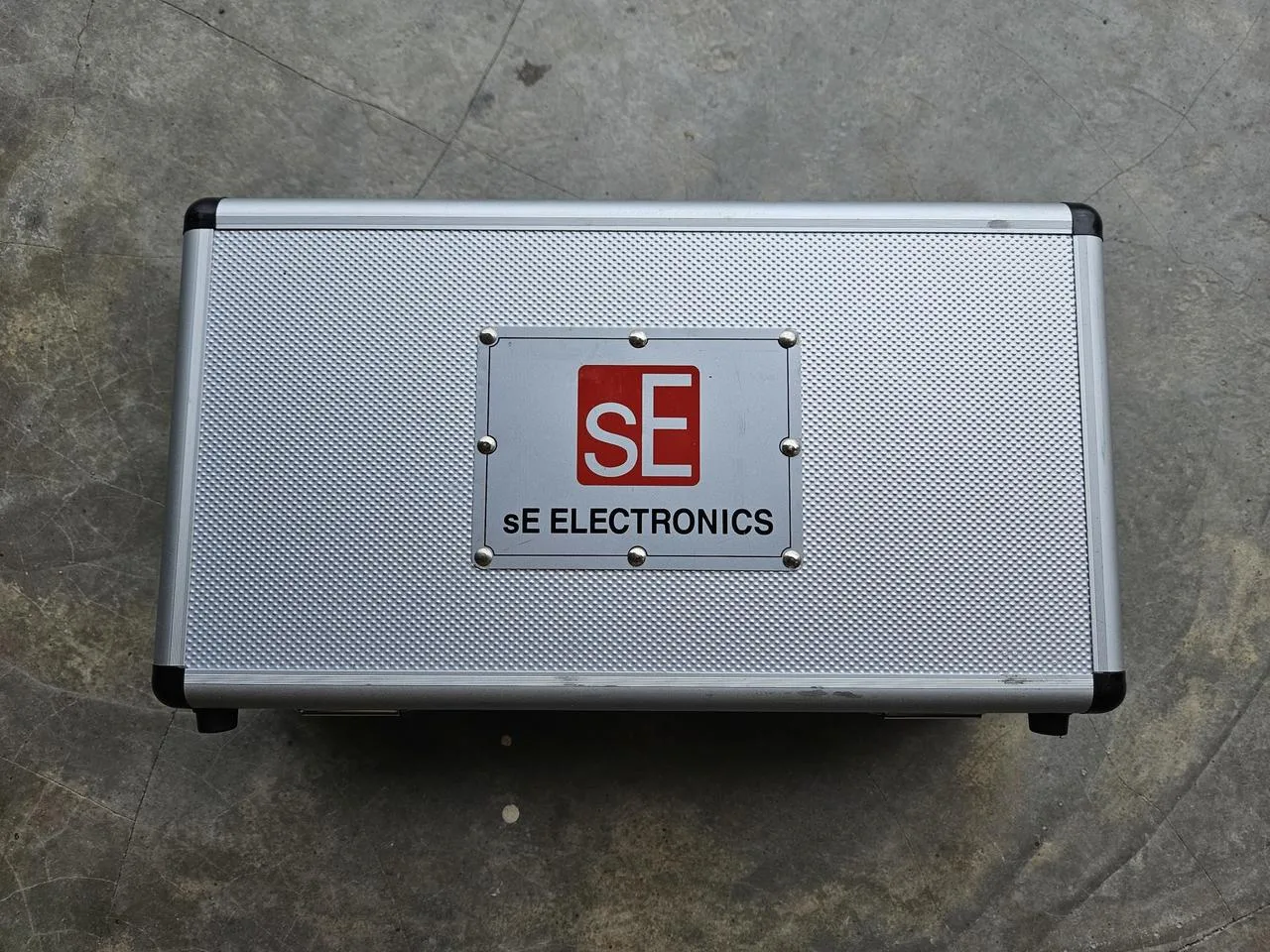 sE8 mic