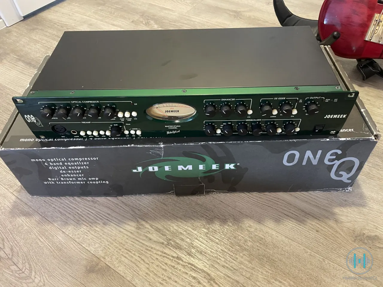 JoeMeek OneQ – studiový channel strip / preamp