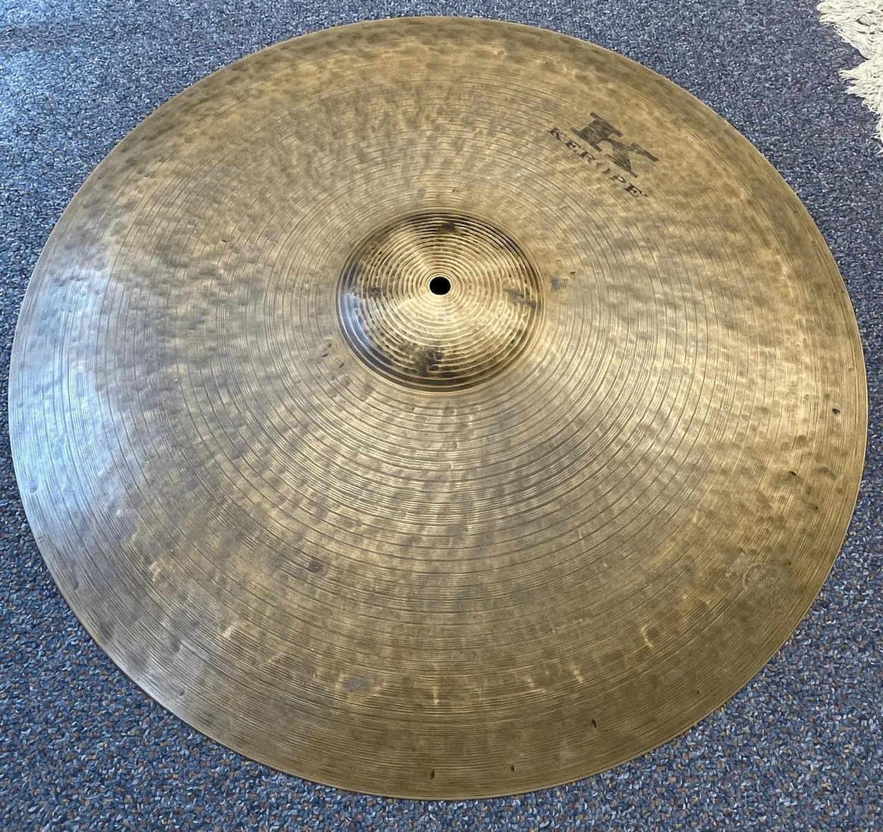 Prodám ride činel Zildjian Kerope 22"