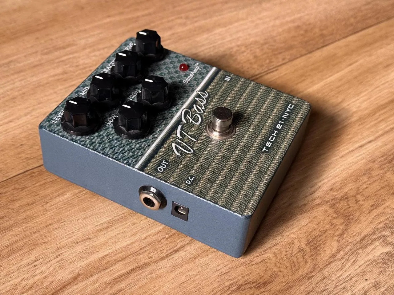 Prodám VT Bass od Tech 21