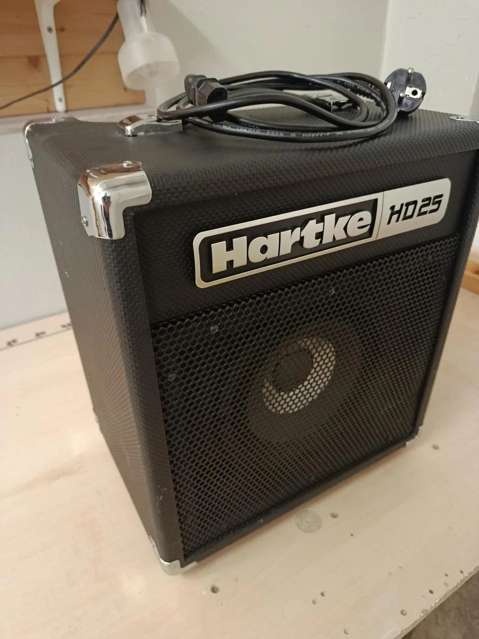 Hartke HD25