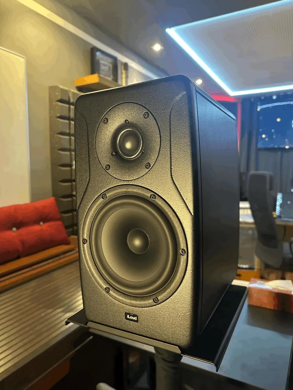 IK Multimedia iLoud Precision 6 - Záruka
