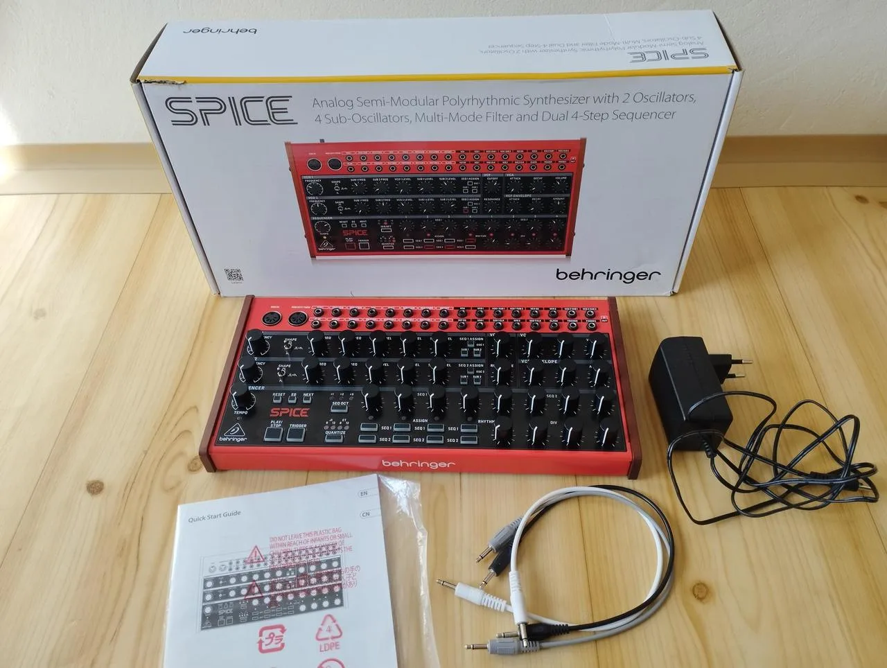 Syntezátor Behringer Spice ZÁRUKA