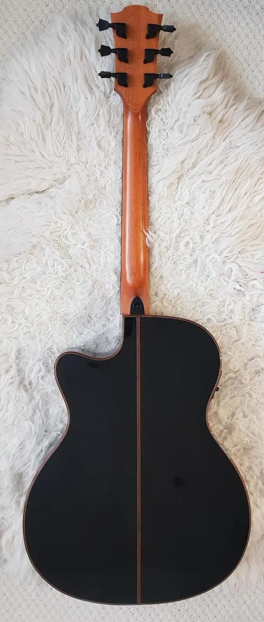 LAG Tramontane T100ASCE-BLK Auditorium slim Cutaway