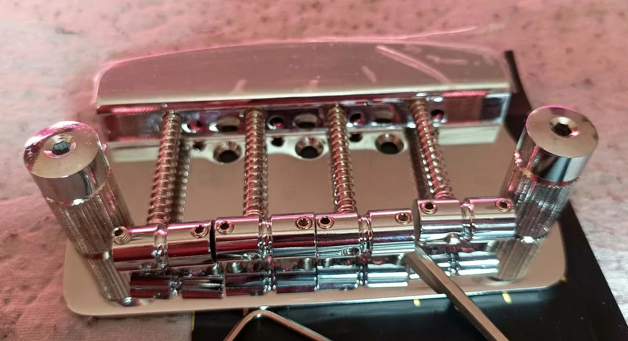 Nová kobylka pro Music man bass