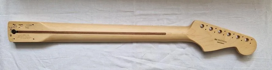 predám krk Fender Player Series LH Stratocaster 22