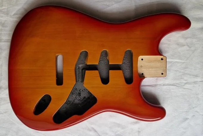 Predám telo na Stratocaster
