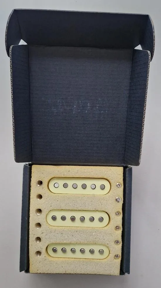 predám set Artec Stratocaster snímače
