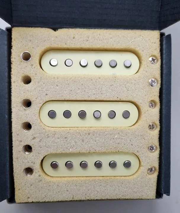 predám set Artec Stratocaster snímače
