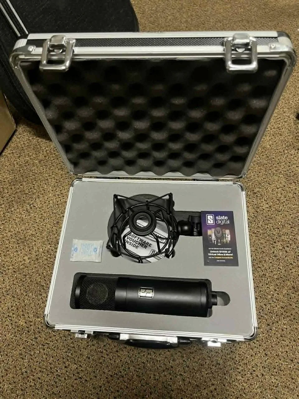 Slate Digital ML-1 (studiový mikrofon)