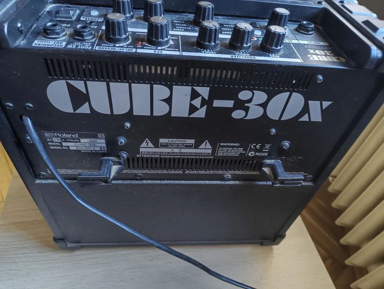 Roland Cube 30x